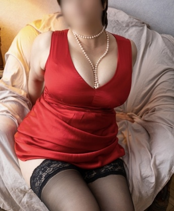 💫
Услуги, которые я предоставляю, изысканны и разнообразны. Я могу быть твоей виртуозной госпожой или нежной подружкой на время. 🔥 Могу создать атмосферу полной релаксации с эротическим массажем или разнообразить наши встречи разнообразными ролевыми играми. 🌹
Мои возможности безграничны, и я готова подарить тебе незабываемые моменты нашего встречи. 💕
У меня есть отличные отзывы от предыдущих клиентов, которые говорят о моем профессионализме и внимании к клиенту. 🌟
Если хочешь узнать больше или увидеть мои фото, пиши мне в телеграм @yournickname. Организуем нашу незабываемую встречу прямо в Москве. Жду тебя, чтобы сделать нашу встречу незабываемой! 💋 Лиза